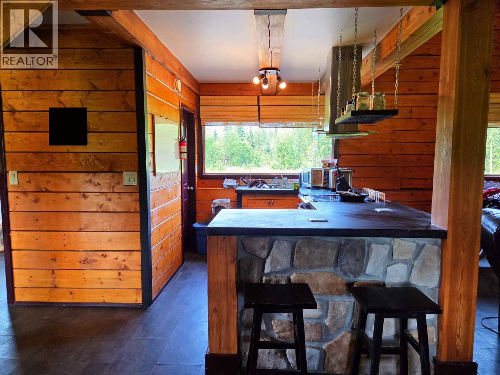8170 LOOS ROAD - 23