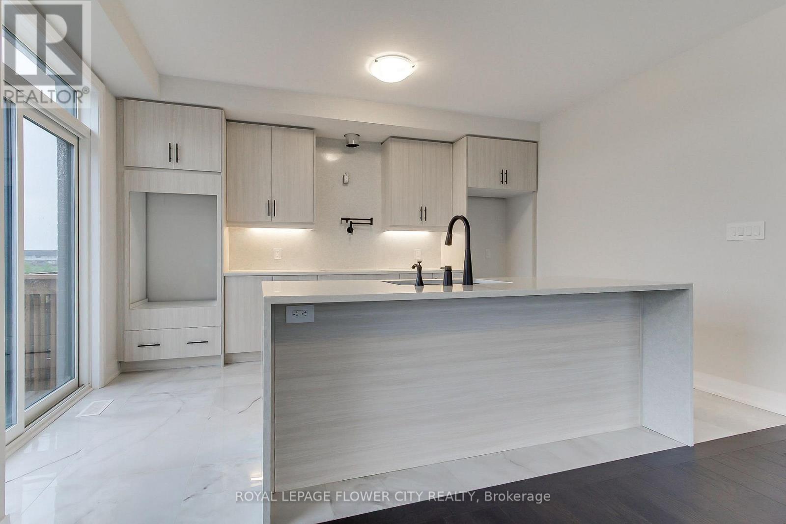 #1 400 NEWMAN DRIVE - Image 16