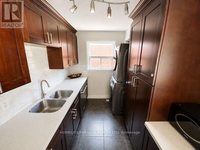 199 ALLEN STREET E - 13