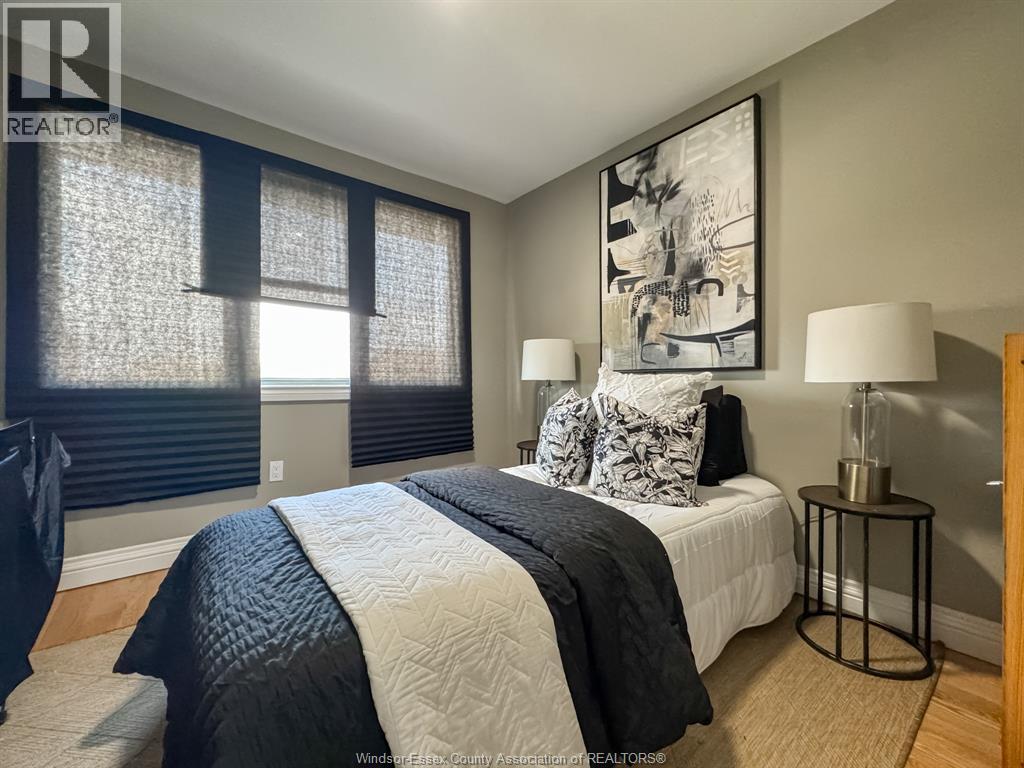 1720 MARENTETTE AVENUE - 23