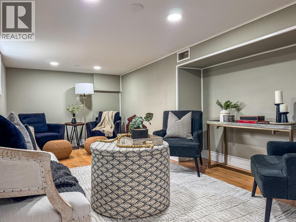 1720 MARENTETTE AVENUE - 27