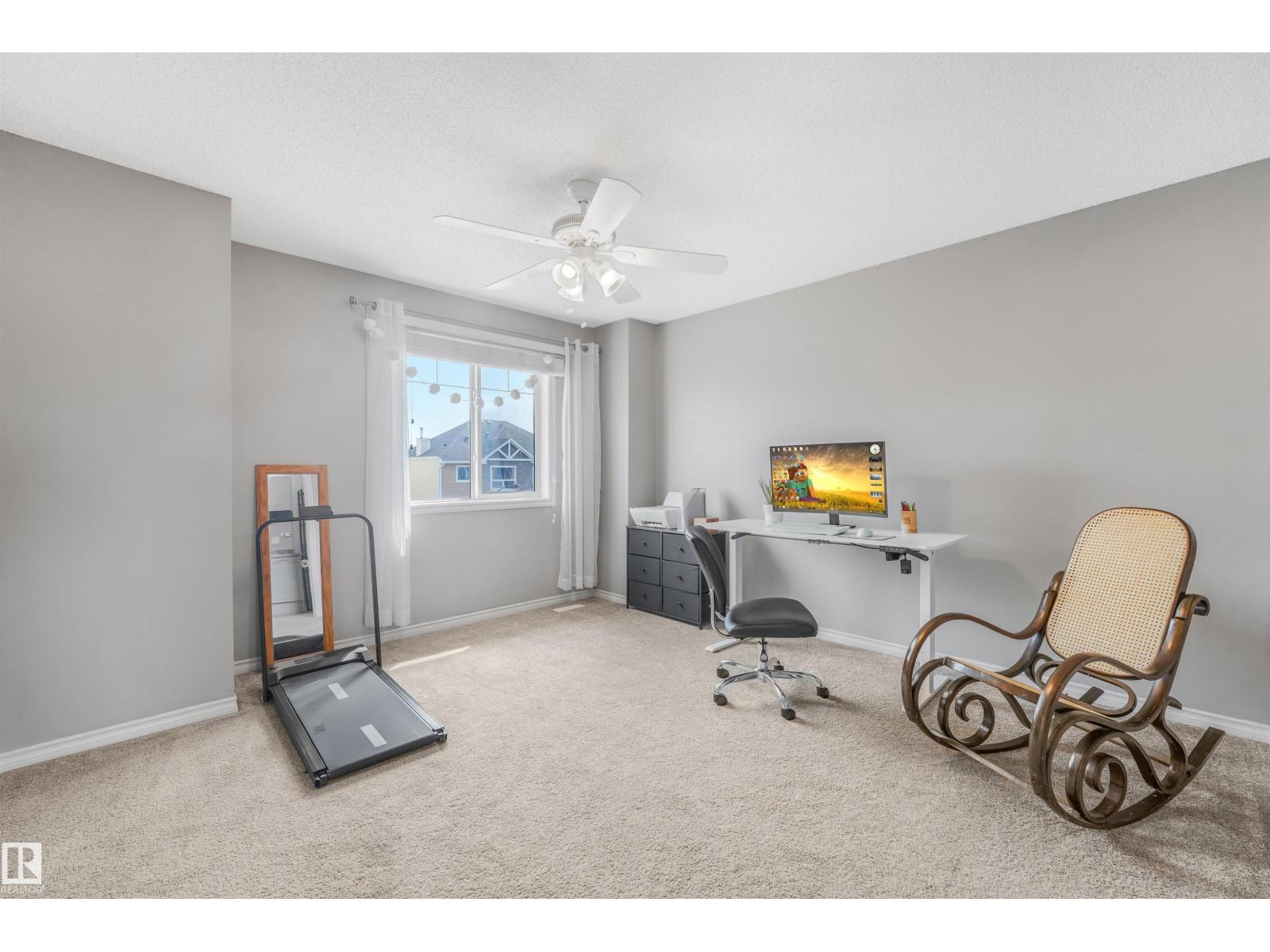 #33 3010 33 AV NW - 35