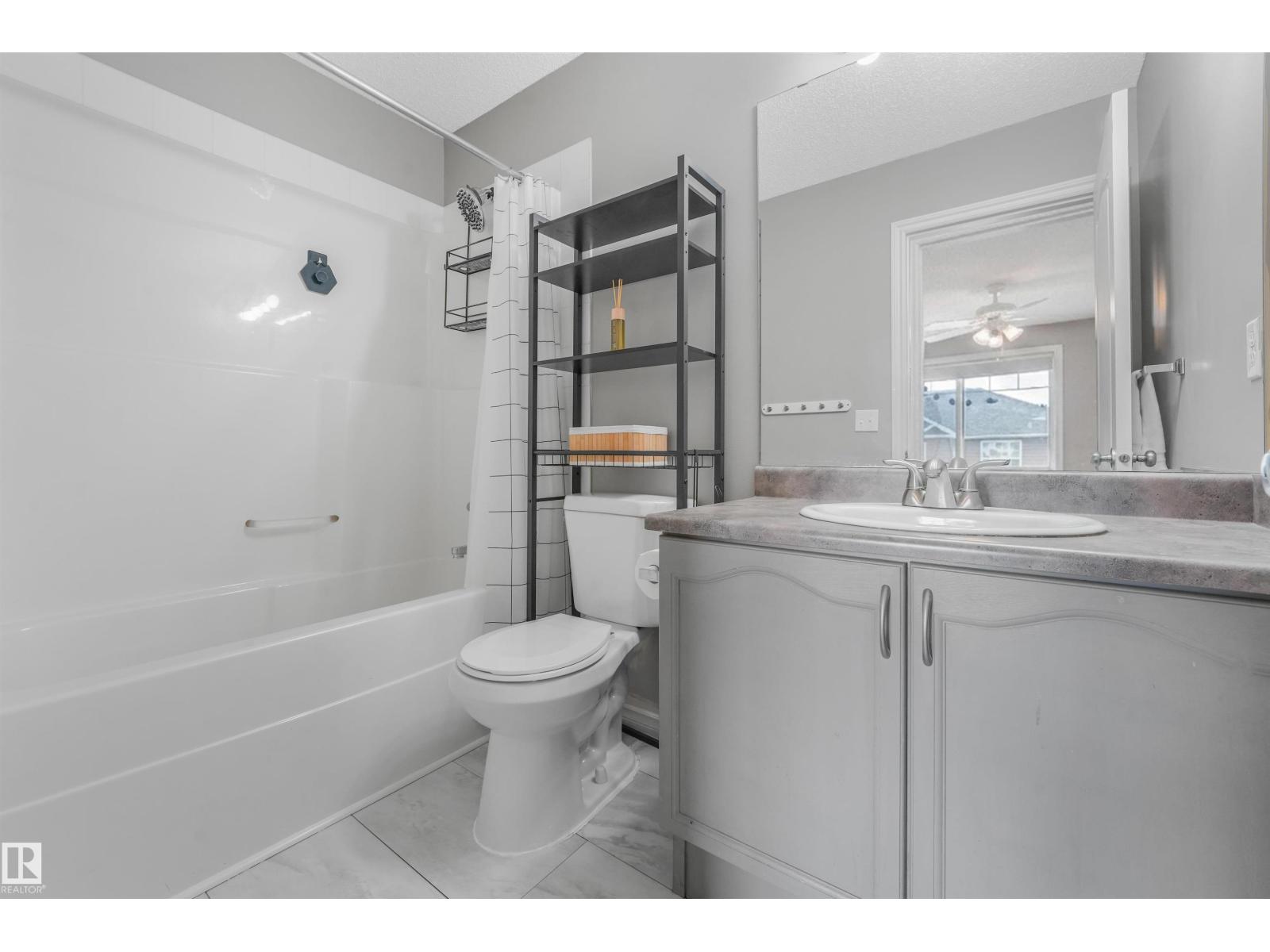 #33 3010 33 AV NW - 38
