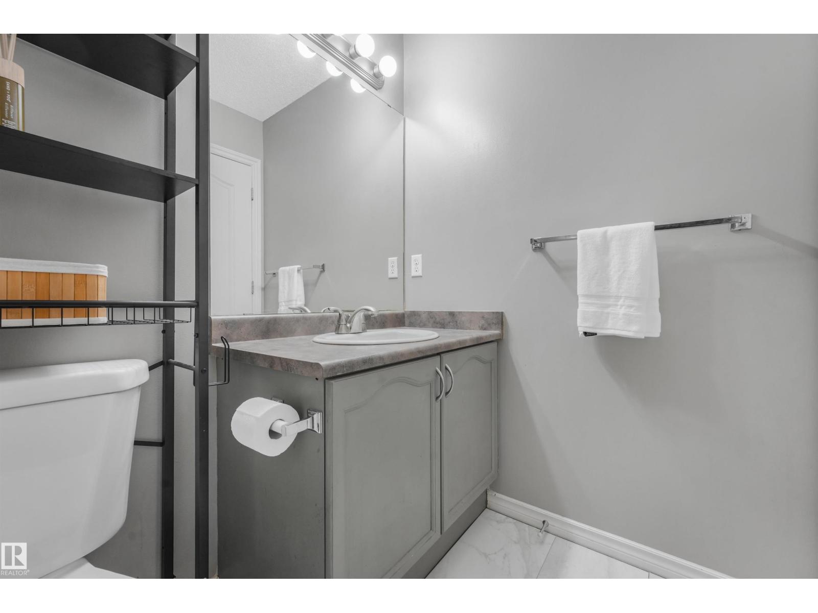 #33 3010 33 AV NW - 39