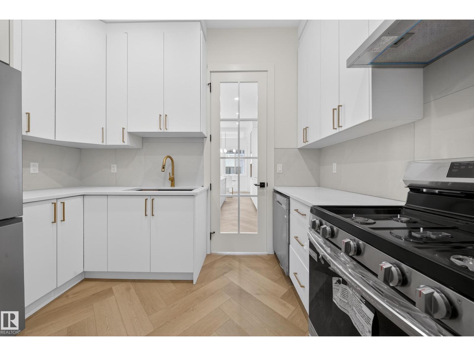 132 29 ST SW - 13