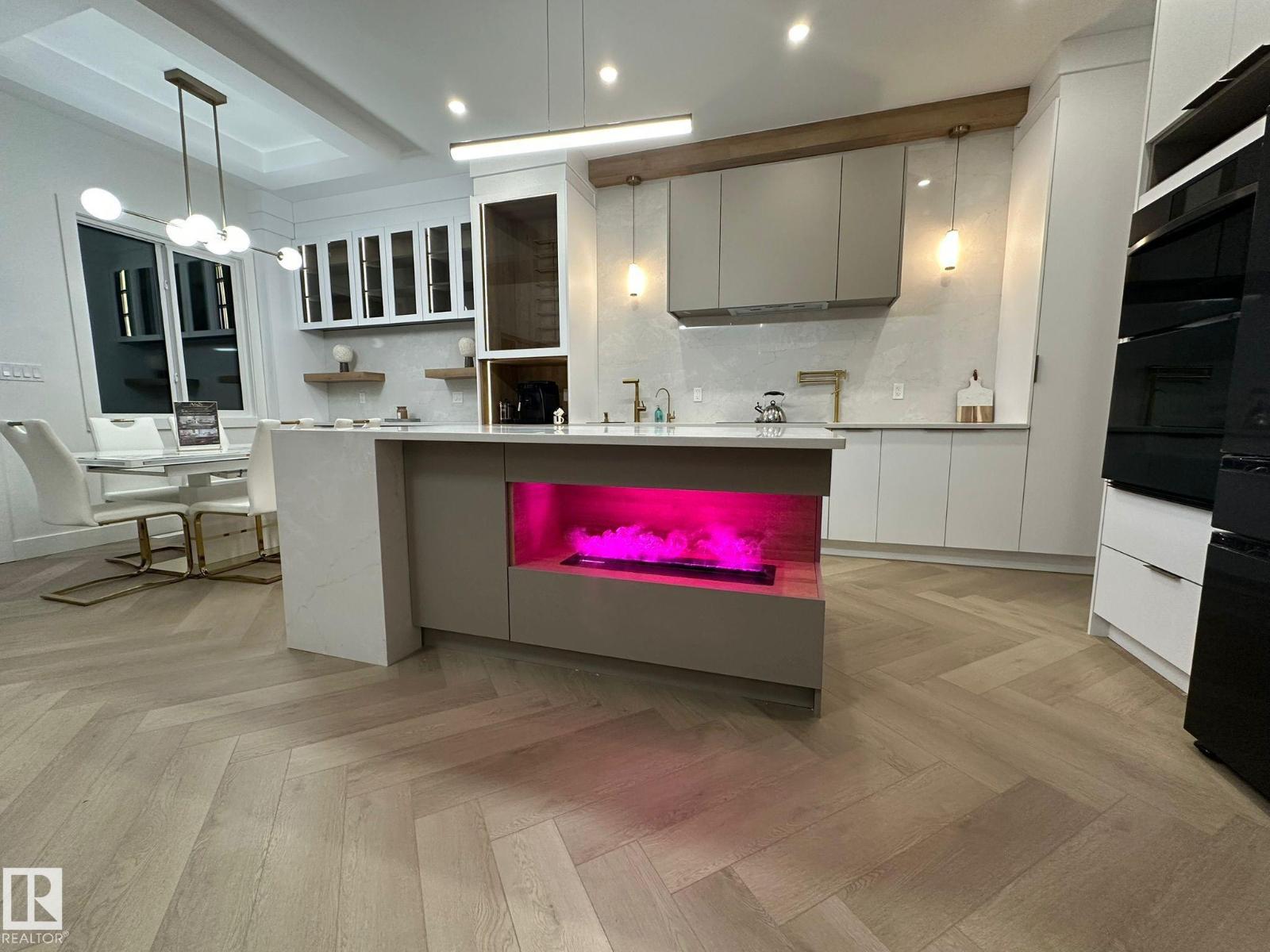 132 29 ST SW - 8