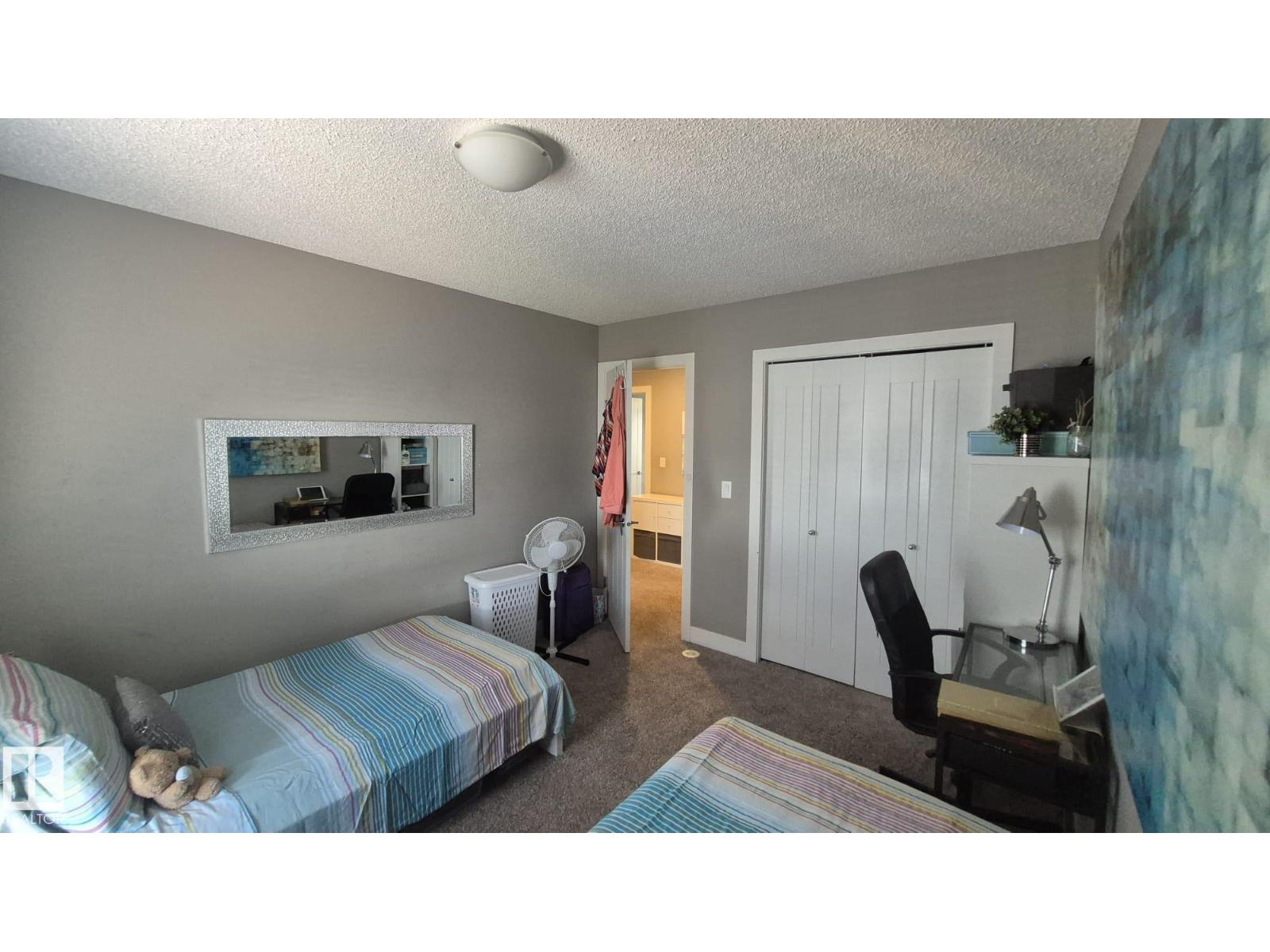 #9 804 welsh DR SW - 20