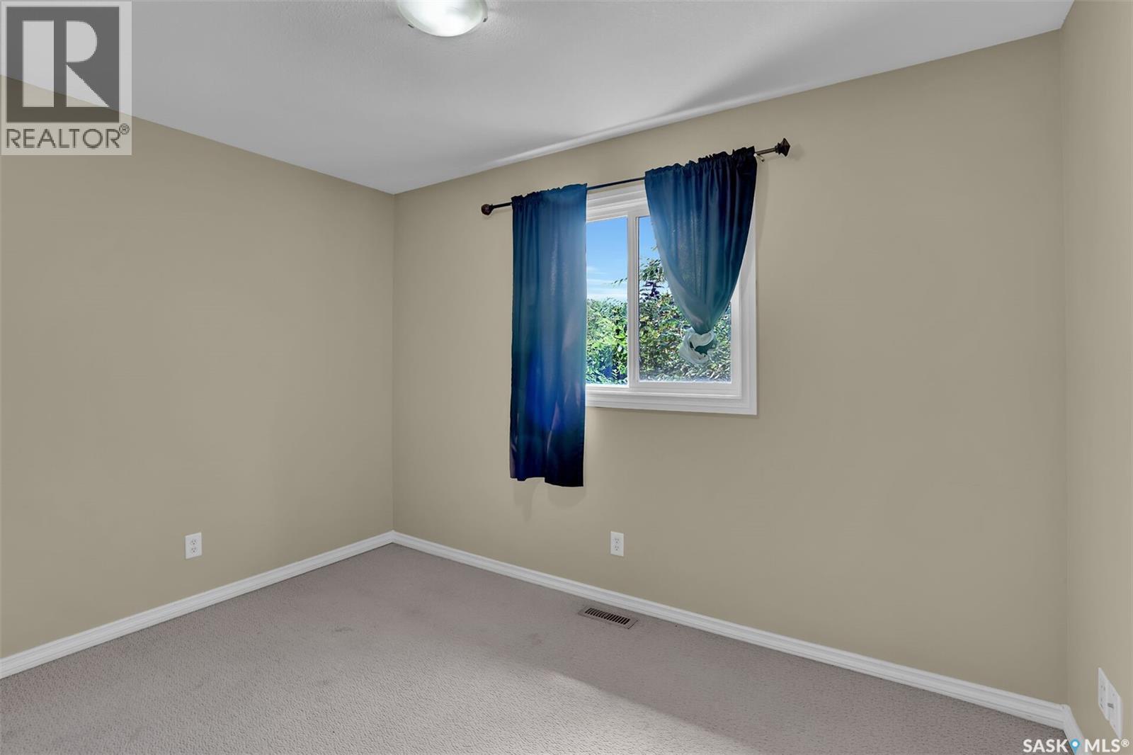 #3876 Robinson STREET - 12
