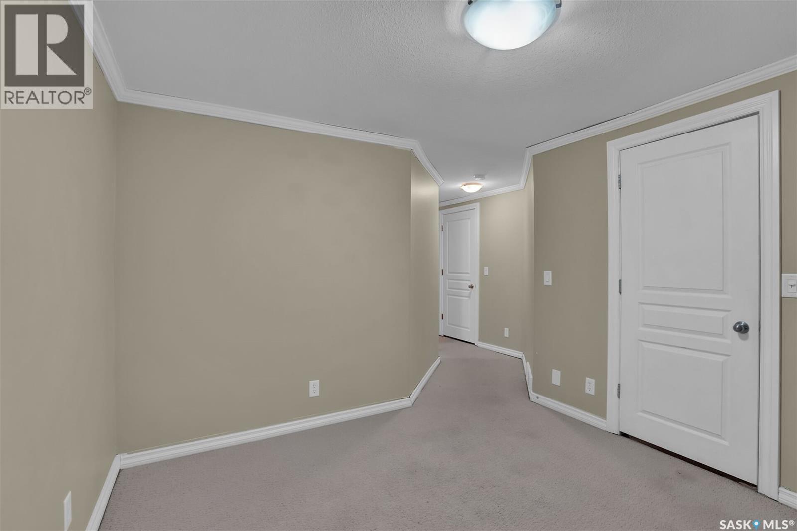 #3876 Robinson STREET - 19