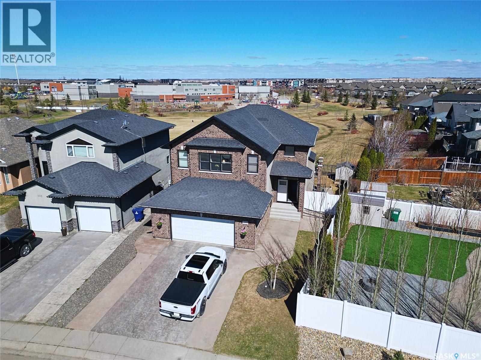 102 Thode AVENUE - 2