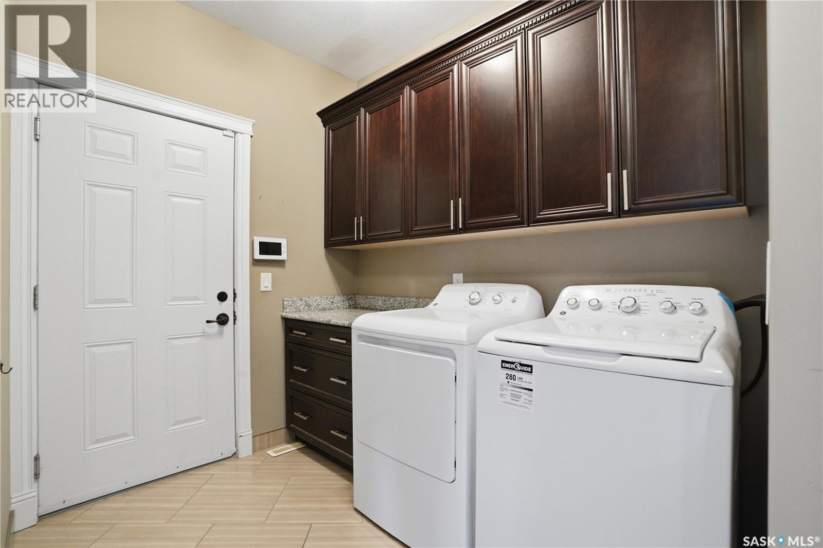 102 Thode AVENUE - 23