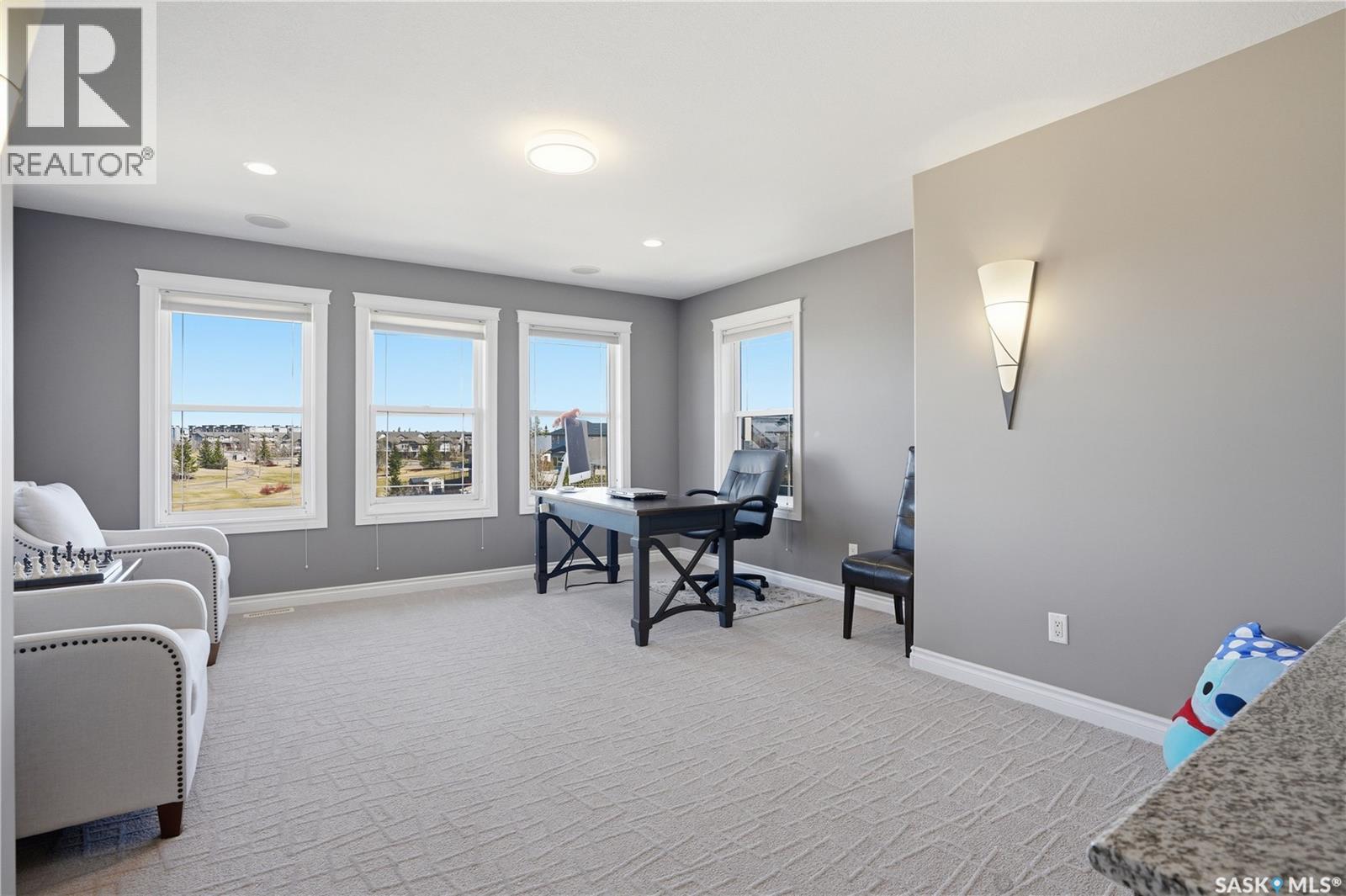 102 Thode AVENUE - 40
