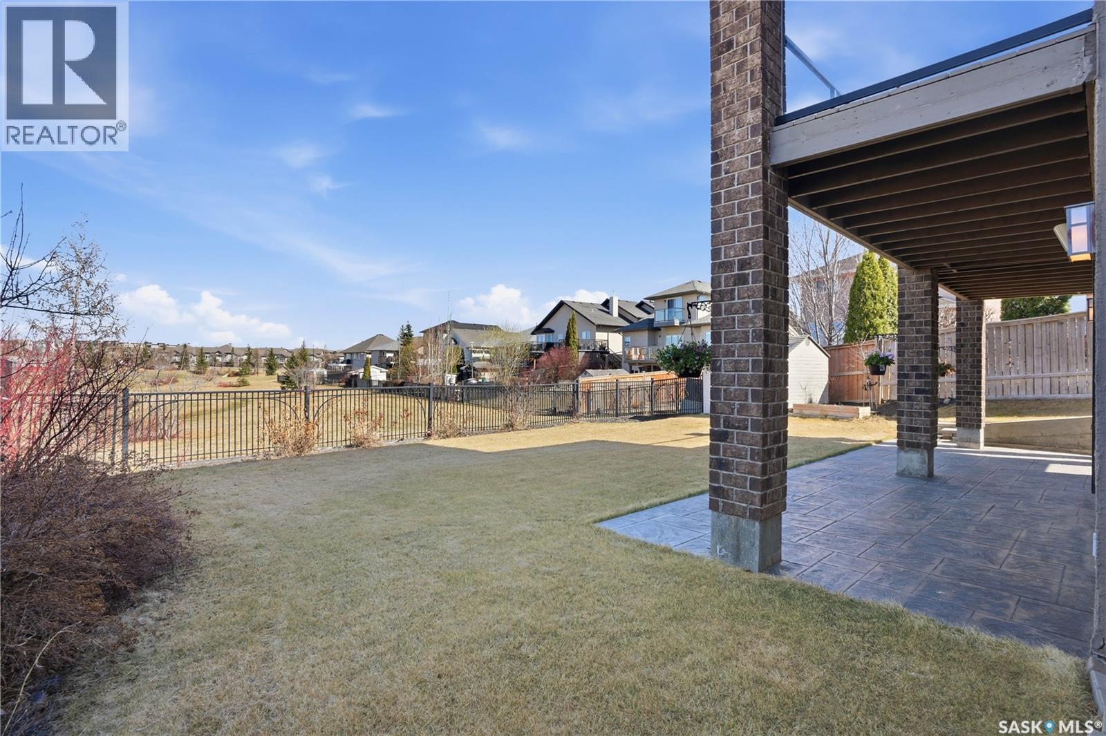 102 Thode AVENUE - 66