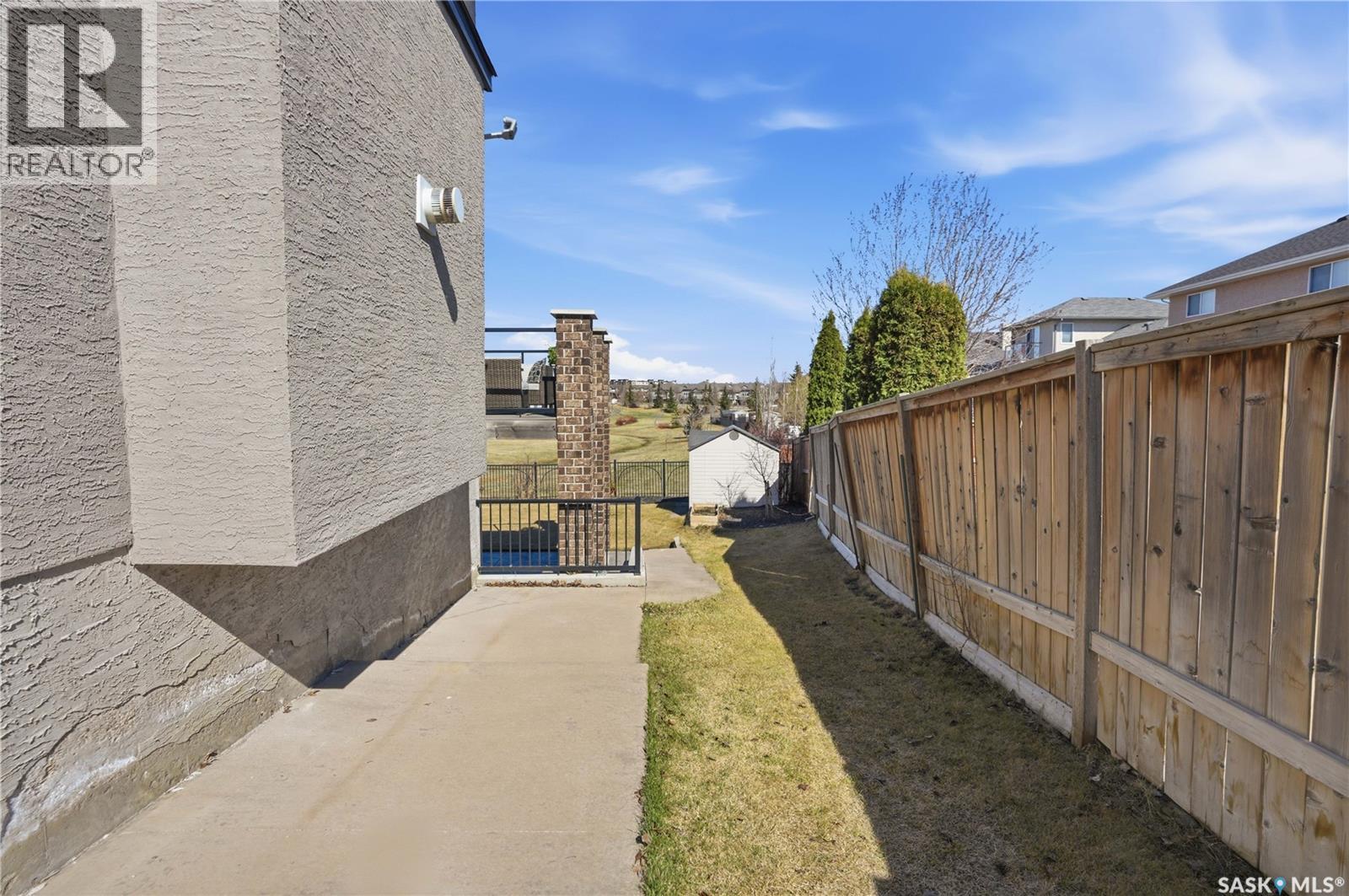 102 Thode AVENUE - 71