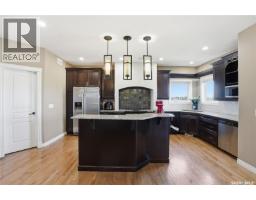 5pc Ensuite bath - 102 Thode Avenue, Saskatoon, SK S7W1A1 Photo 11