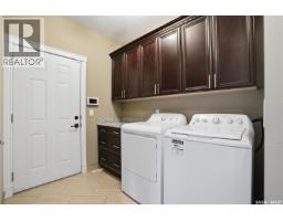 102 Thode Avenue, Saskatoon, SK S7W1A1 Photo 23