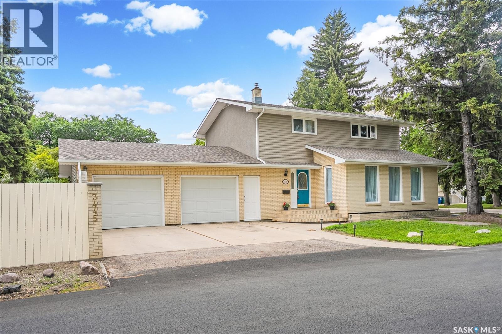3445 Caen STREET, Saskatoon — photo 2