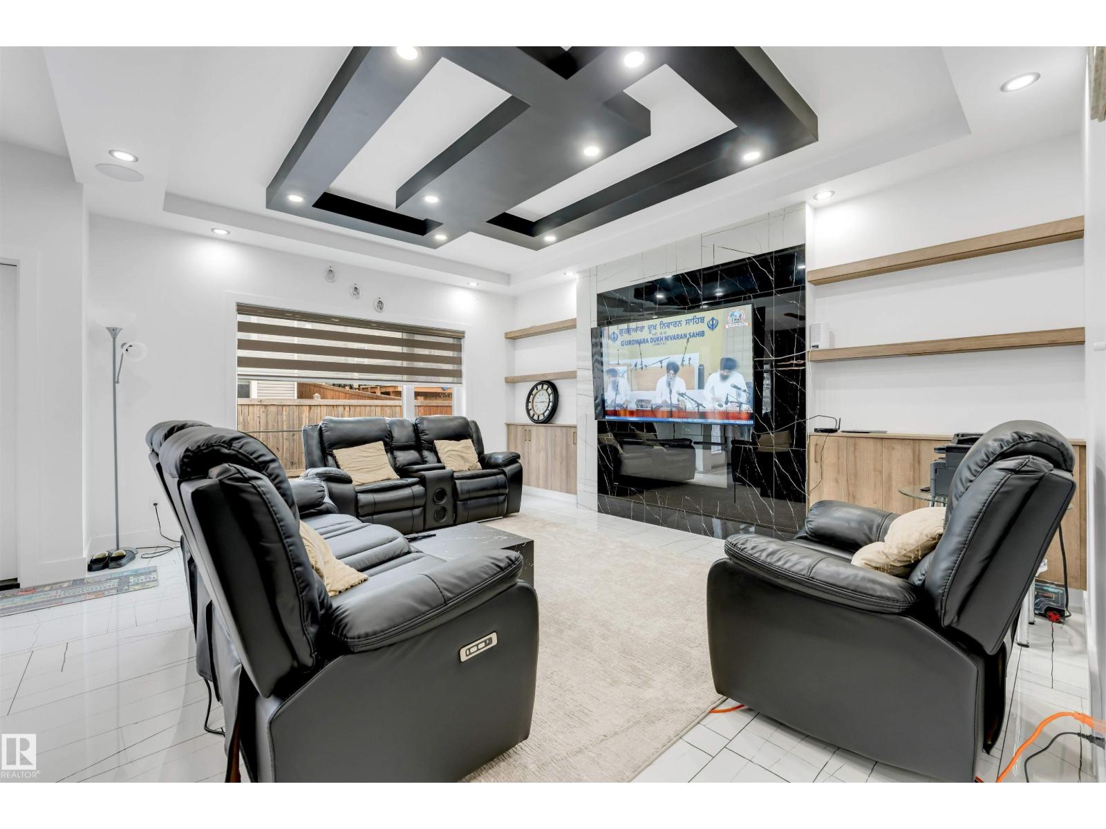 1827 17 AV NW - 10