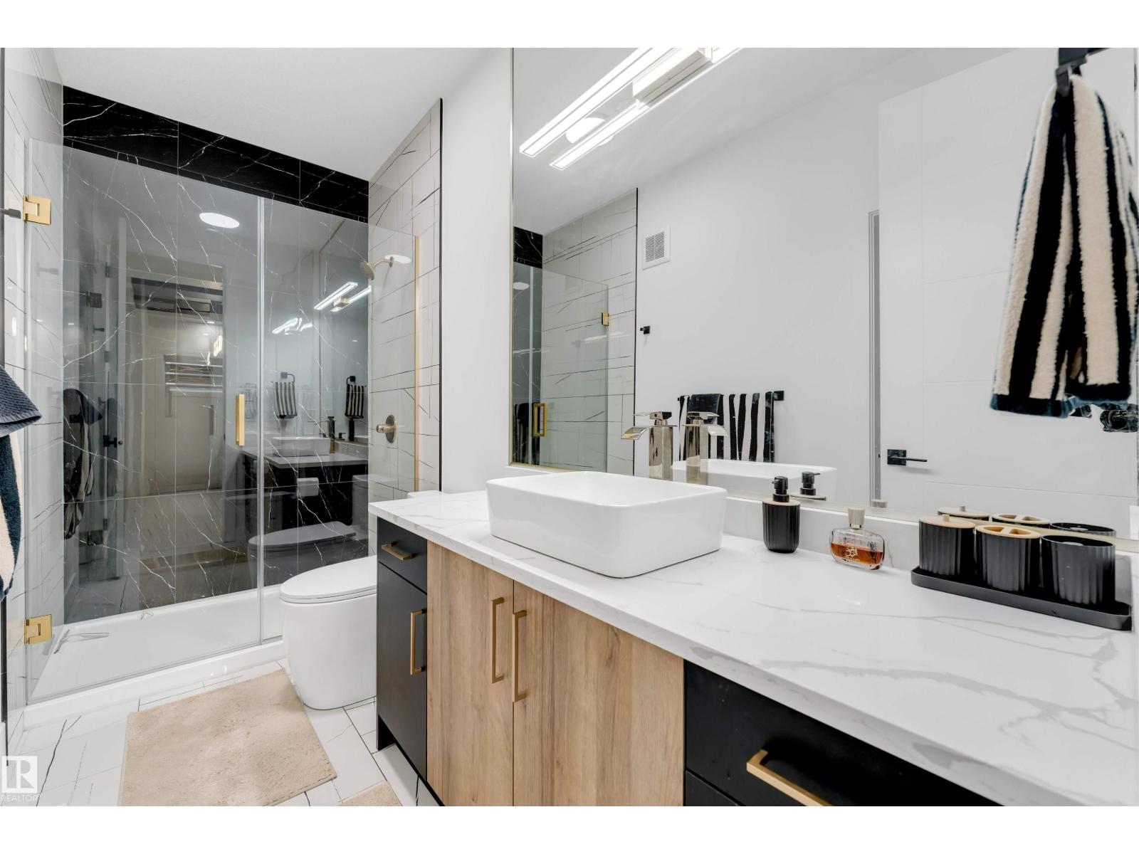1827 17 AV NW - 24