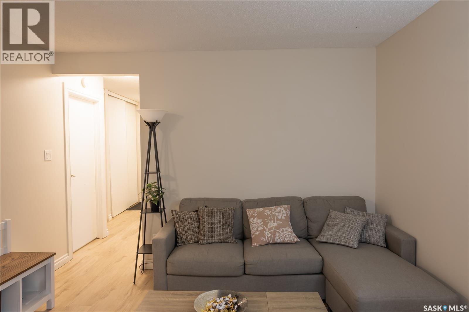 #59 1128 McKercher DRIVE - Image 8
