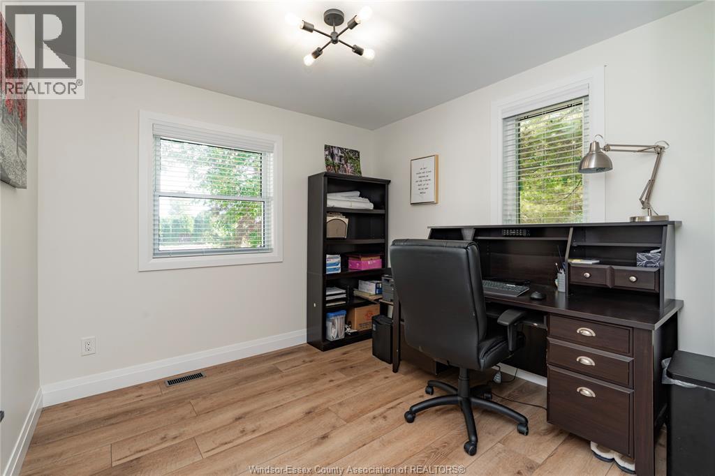255 EDWARD ROAD - 17