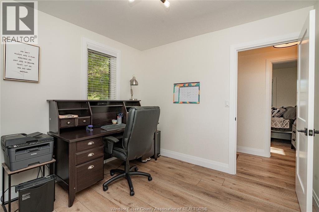255 EDWARD ROAD - 18