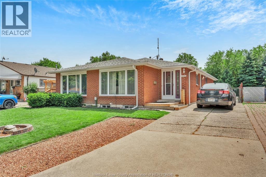 9703 MELVILLE - 2
