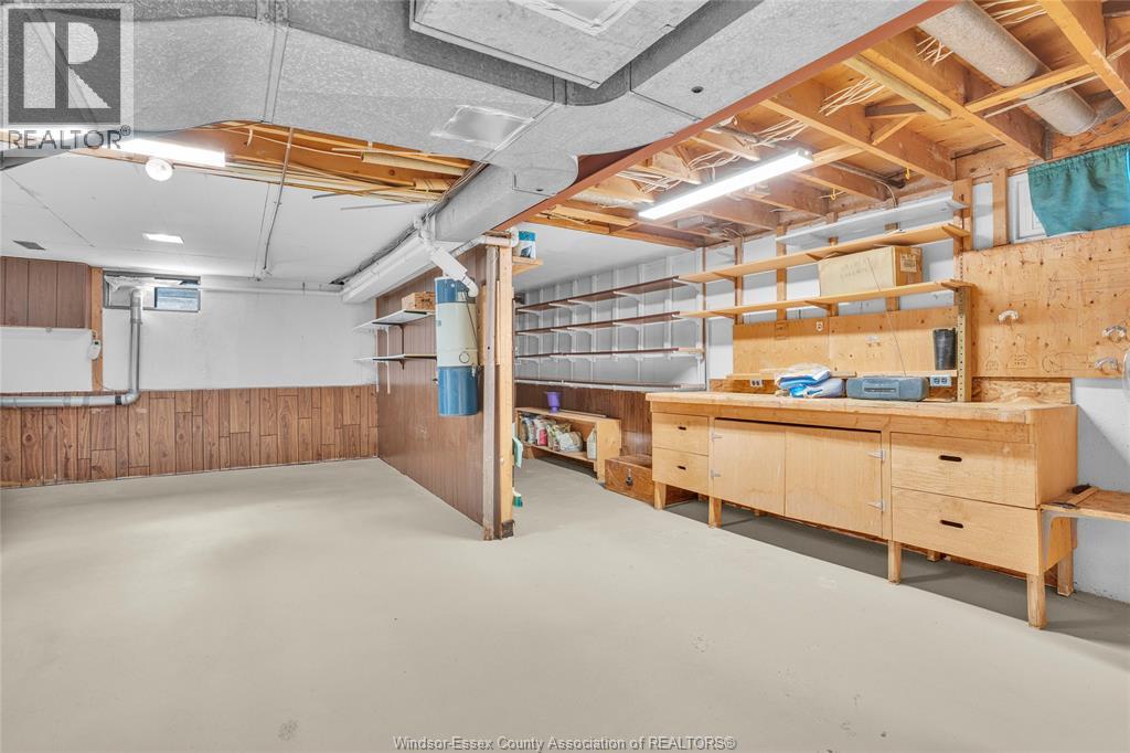 9703 MELVILLE - 22