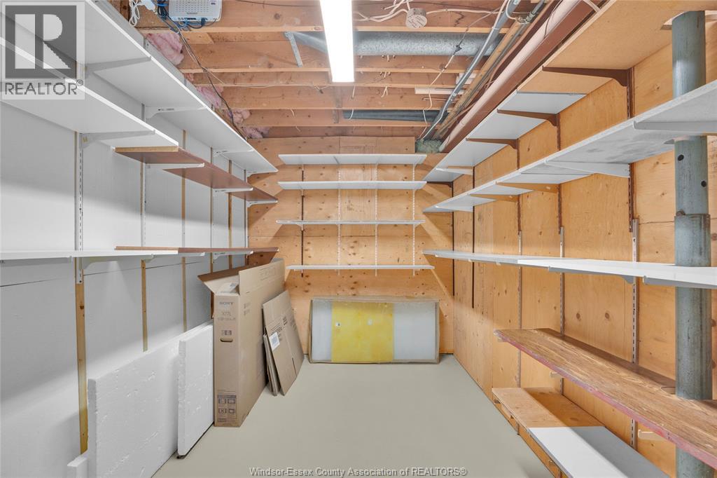 9703 MELVILLE - 26