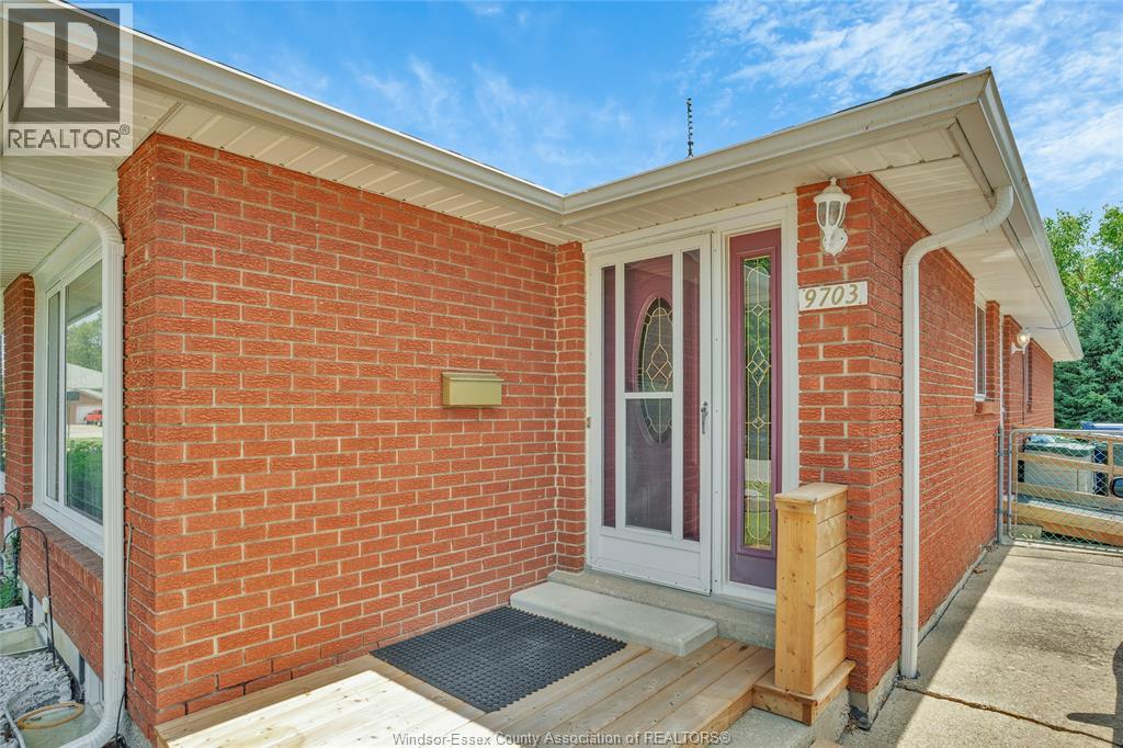 9703 MELVILLE - Image 3