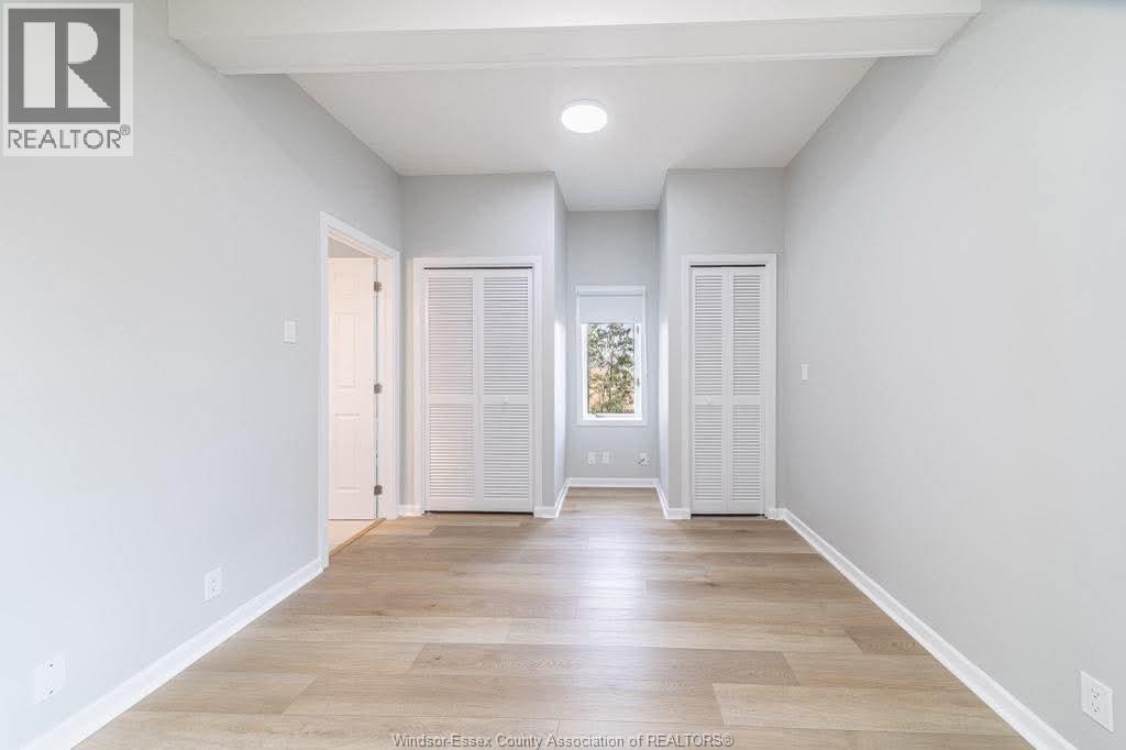 18 CLARK STREET East - 21
