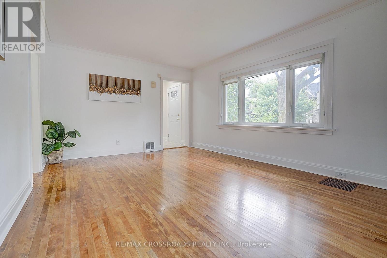 128 LEACREST ROAD - 21