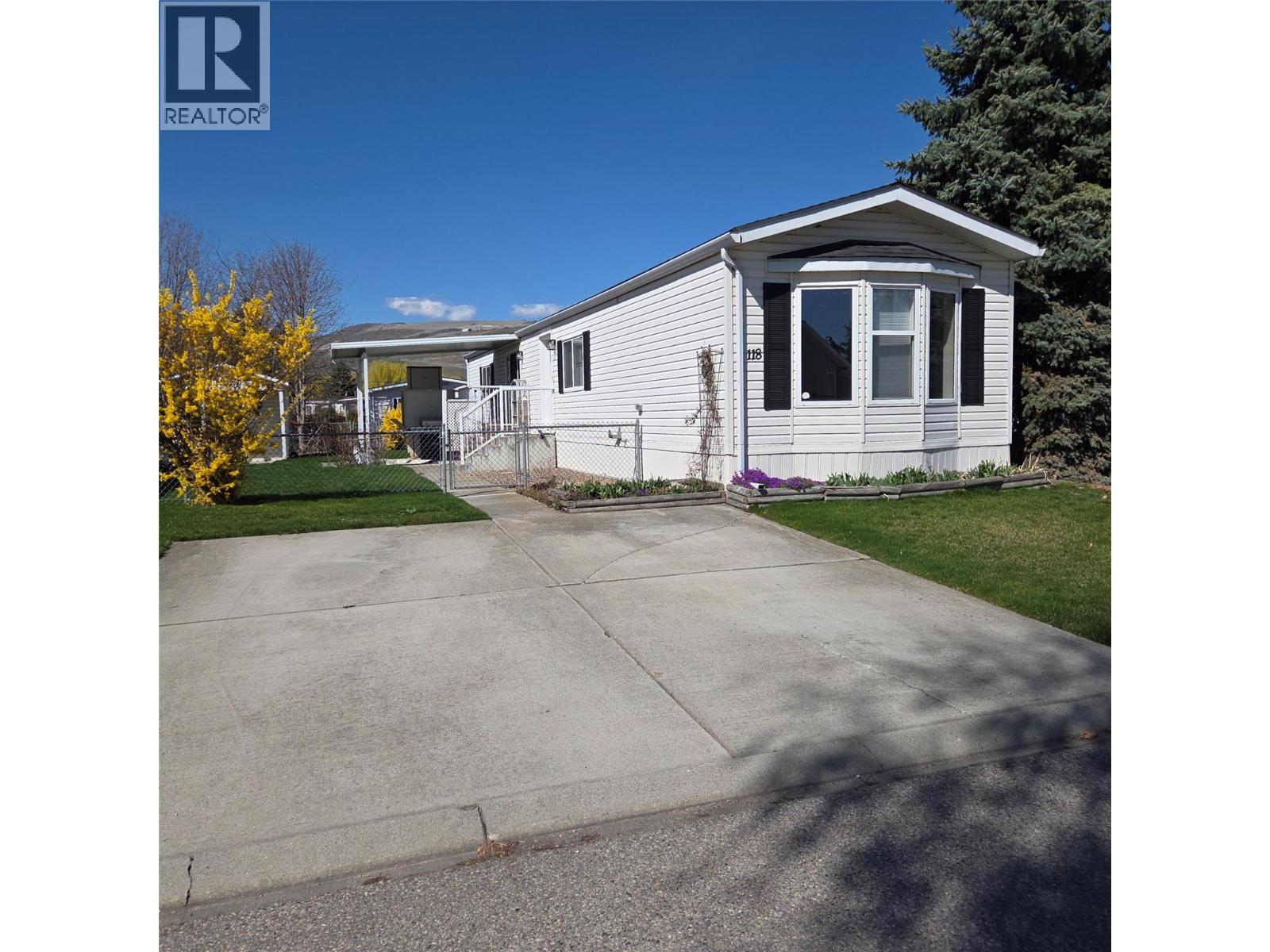 6688 Tronson Road Unit# 118, Vernon — photo 2