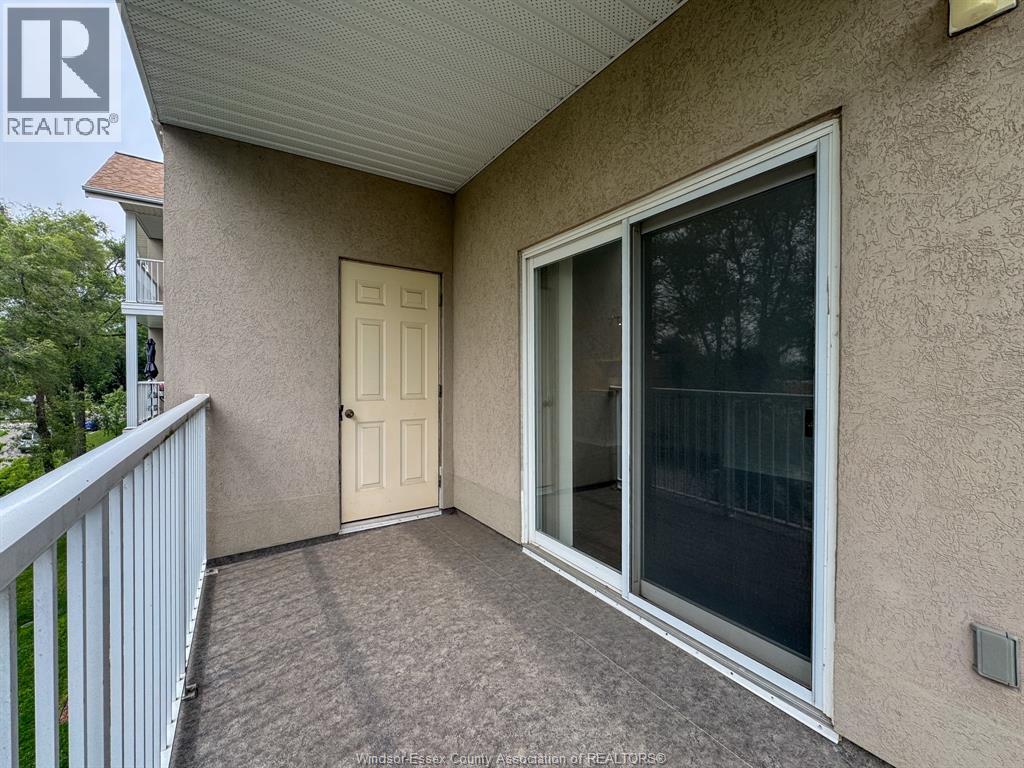 #310 1655 GRAND MARAIS - 34