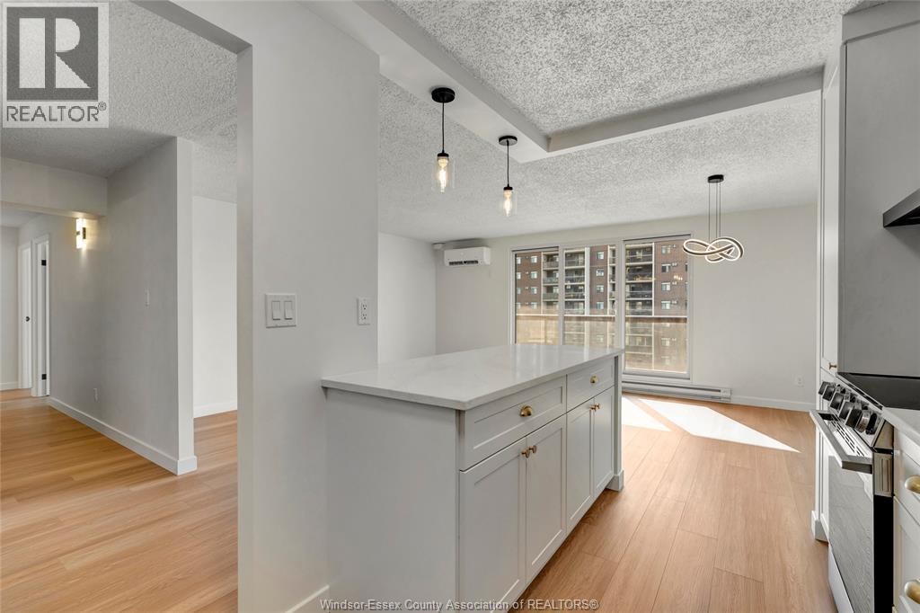 #815E 9099 RIVERSIDE DRIVE East - 11