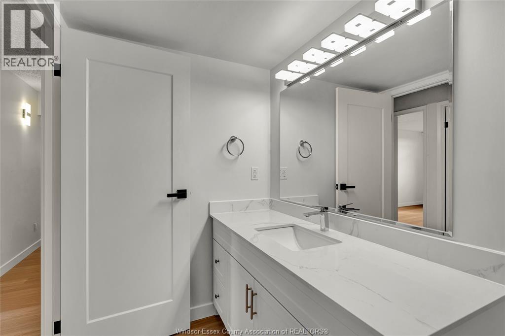 #815E 9099 RIVERSIDE DRIVE East - Image 23