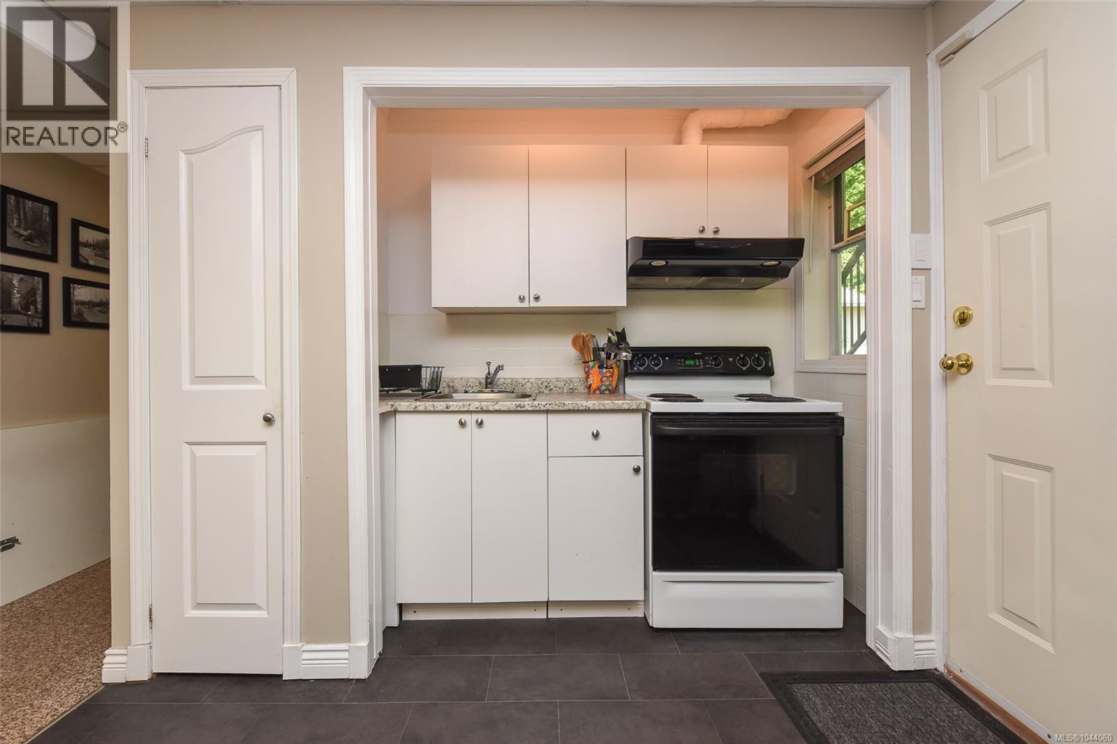 1782 Mallard Dr - 32