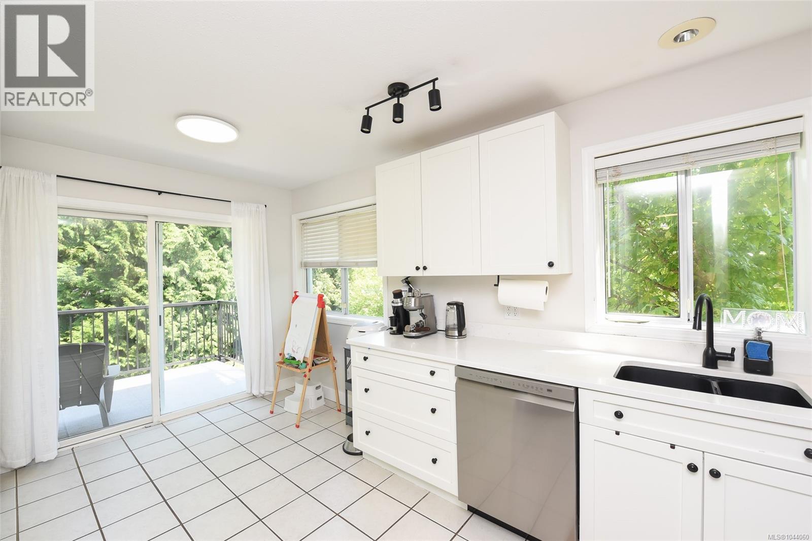 1782 Mallard Dr - 9