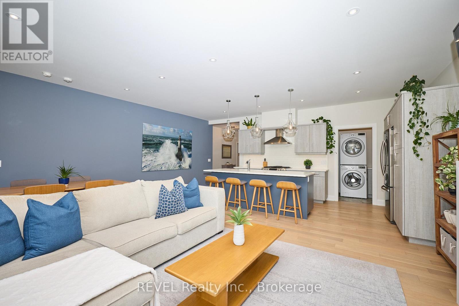 #19 9245 SHOVELLER DRIVE - Image 12