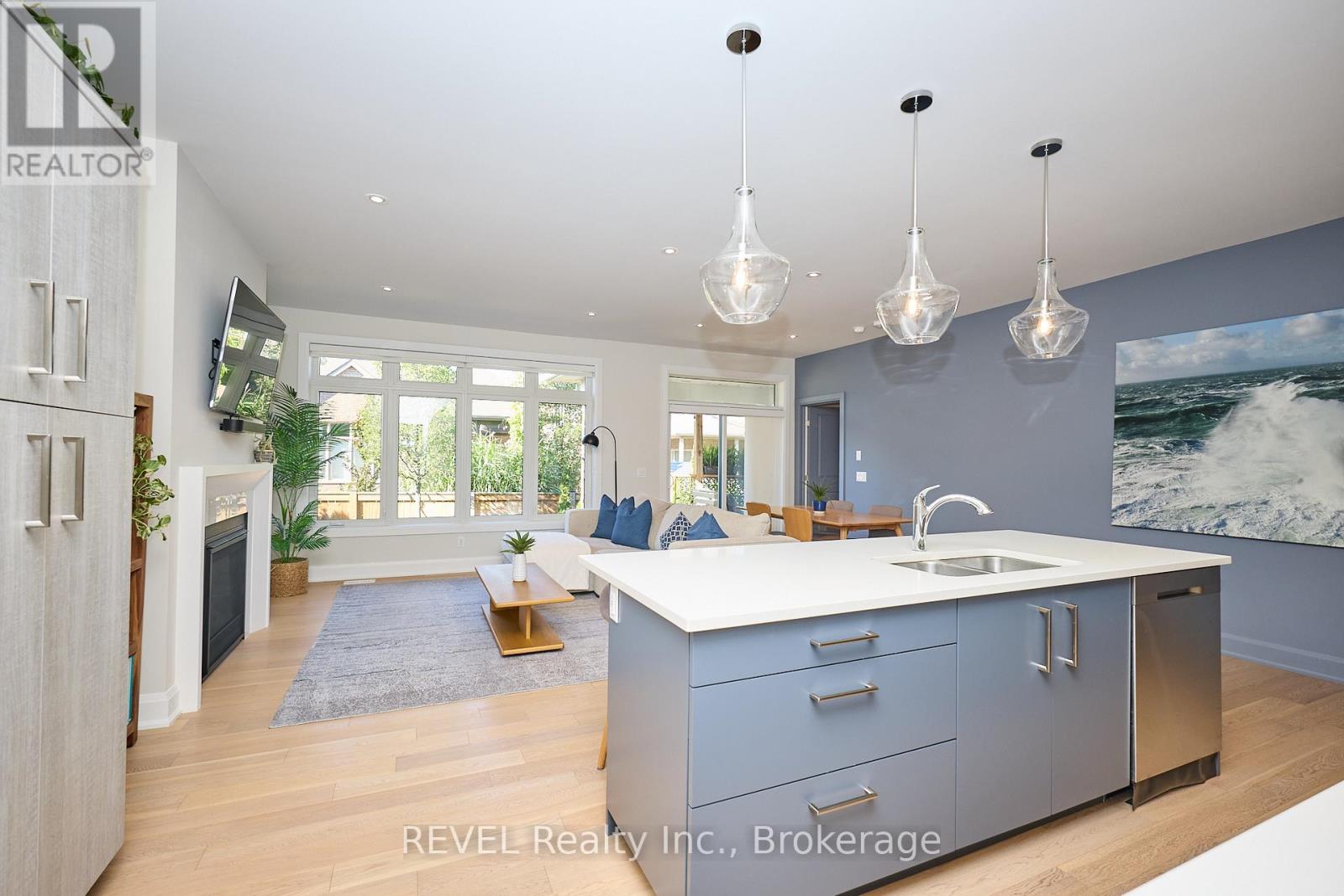 #19 9245 SHOVELLER DRIVE - Image 8