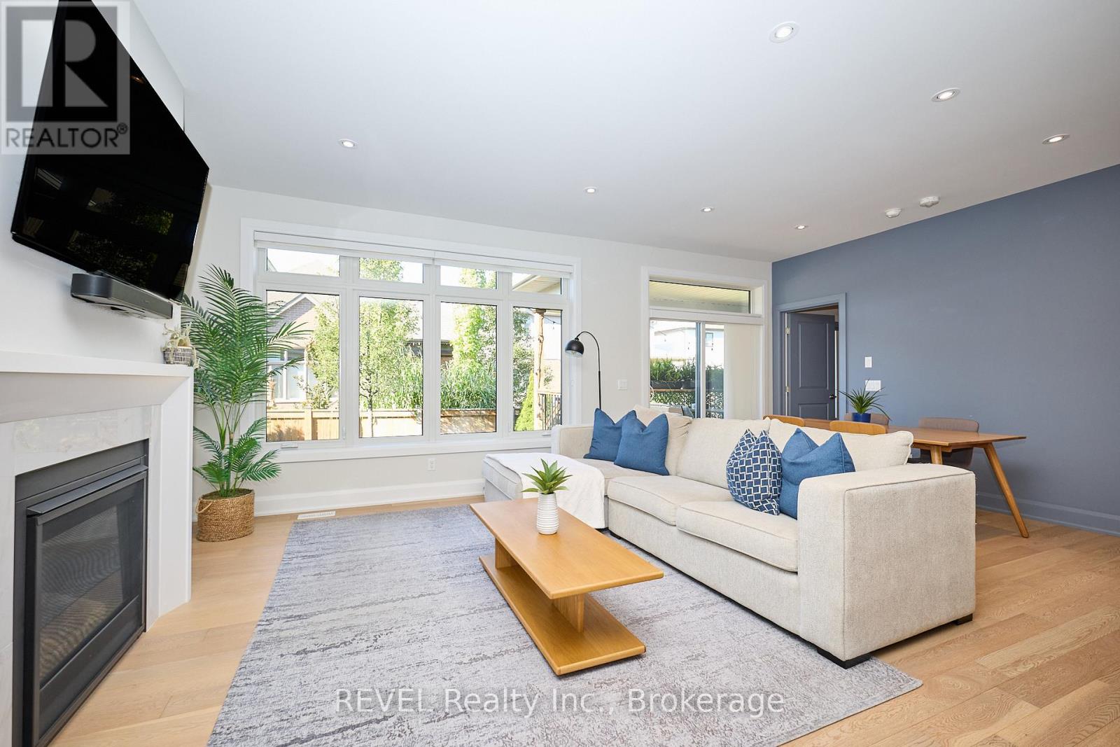 #19 9245 SHOVELLER DRIVE - Image 9