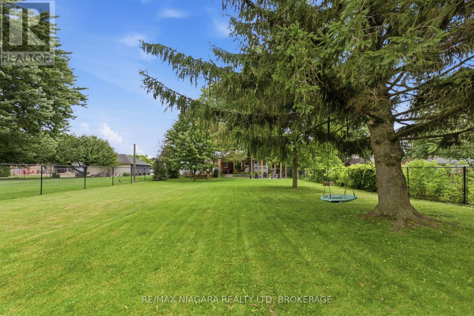 1876 FOUR MILE CREEK ROAD - 33