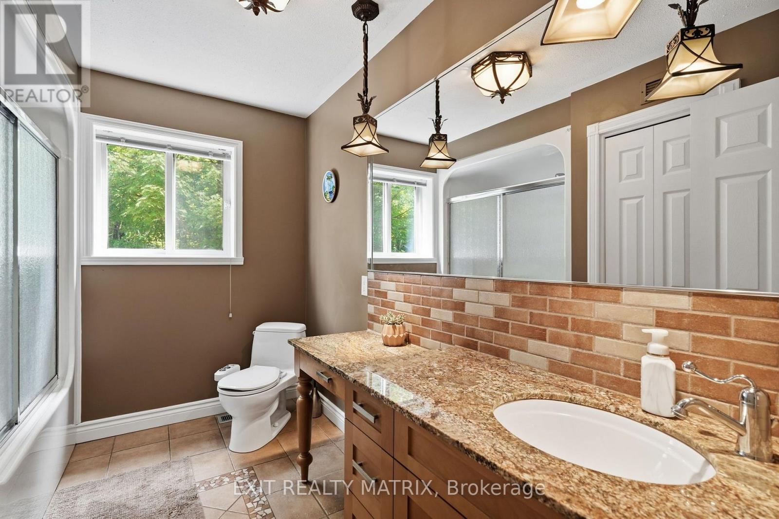 1634 LUCIEN STREET - Image 37