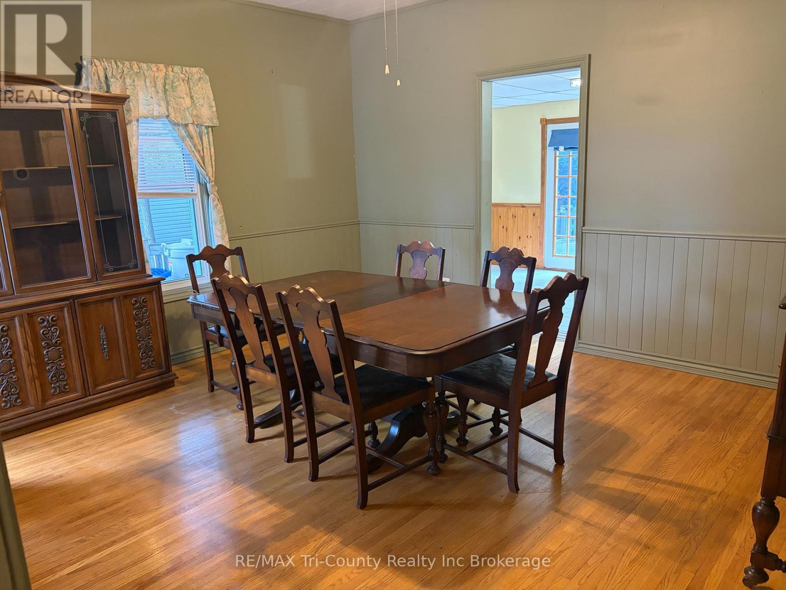 53 BROCK STREET W - 23
