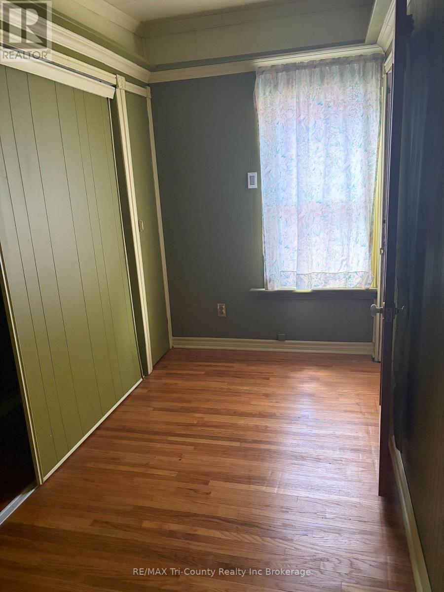 53 BROCK STREET W - 32