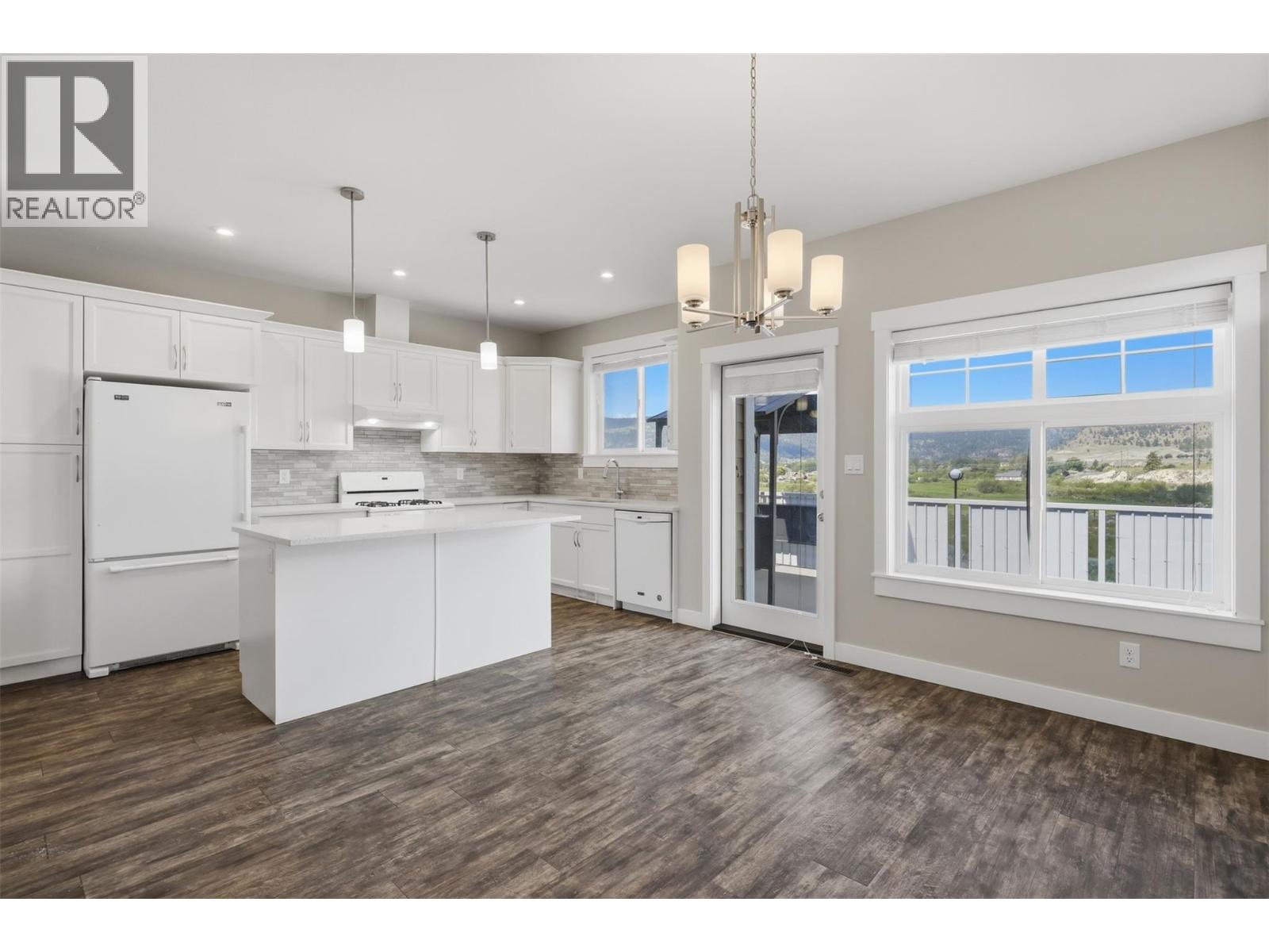 #103 2514 Spring Bank Avenue - 14