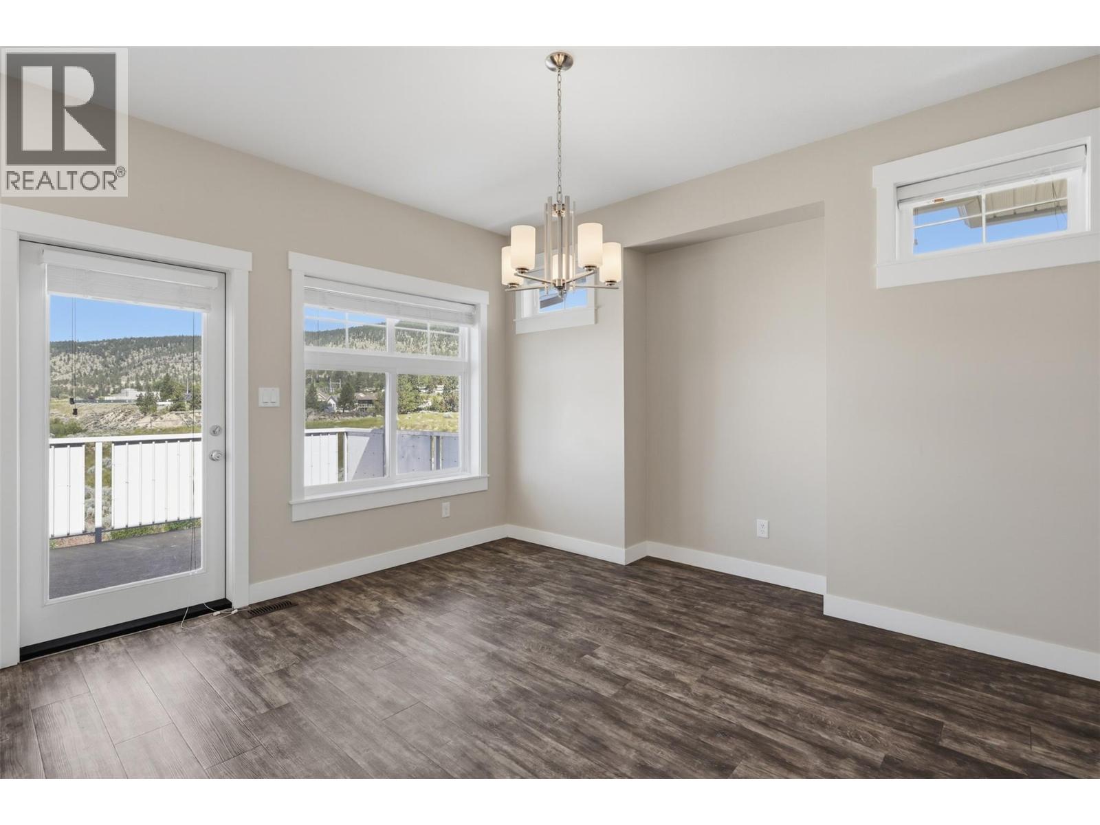 #103 2514 Spring Bank Avenue - 13