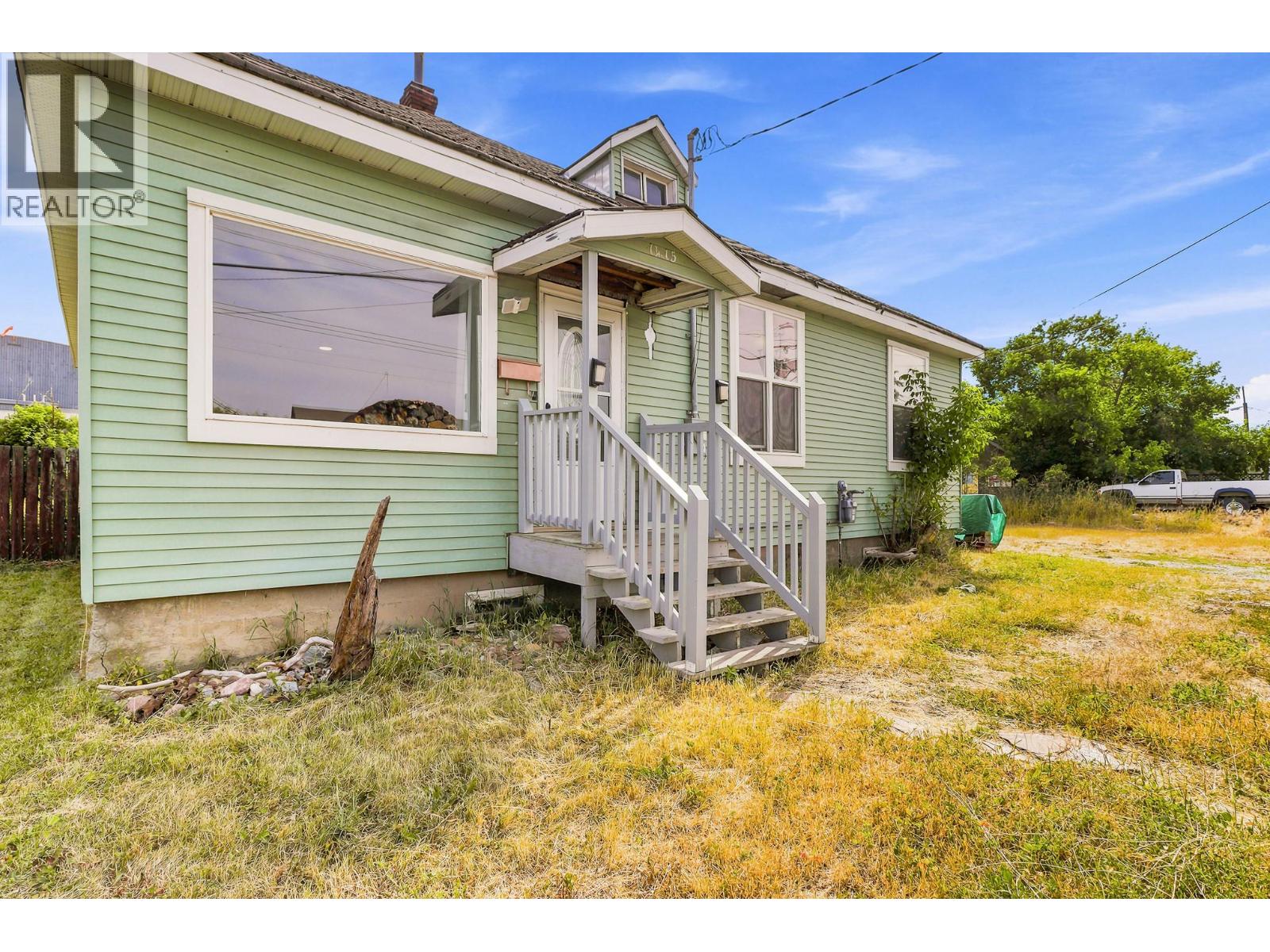 1415 4 Street N - 6