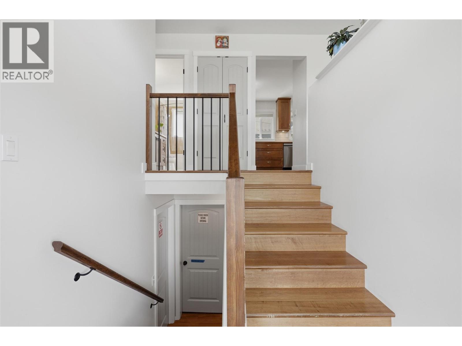 1675 SPRINGHAVEN PLACE Place - 38