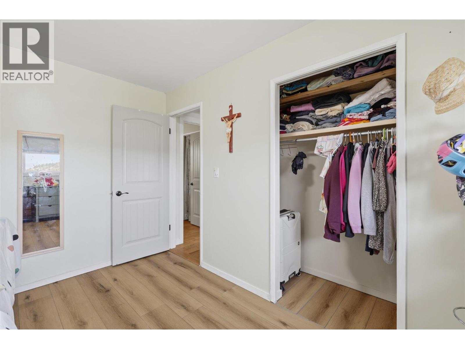 1675 SPRINGHAVEN PLACE Place - 34